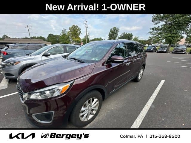 2016 Kia Sorento LX — photo 1 of 12