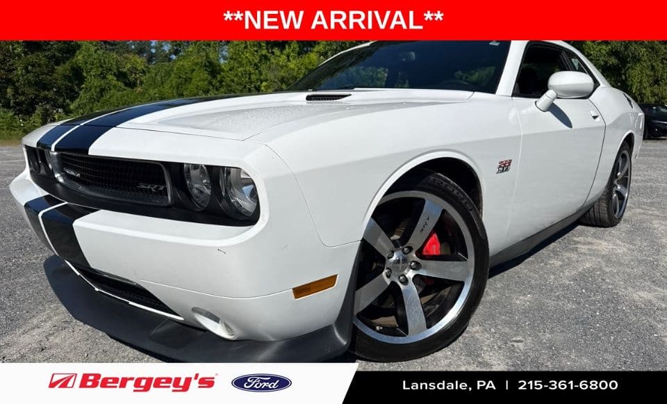 2012 Dodge Challenger SRT8 392 — photo 1 of 12
