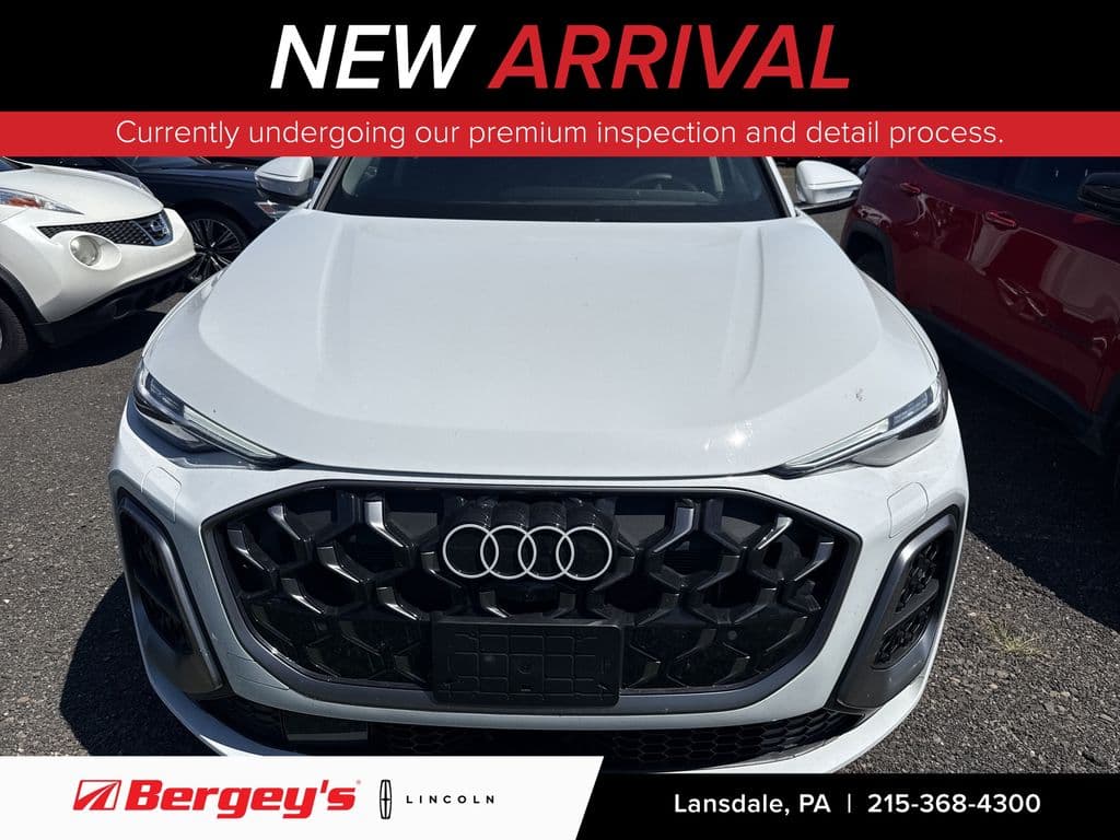 2025 Audi Q5 Sportback 2.0T AWD Premium Plus w/ Black Warm Weather Pkg — photo 1 of 15