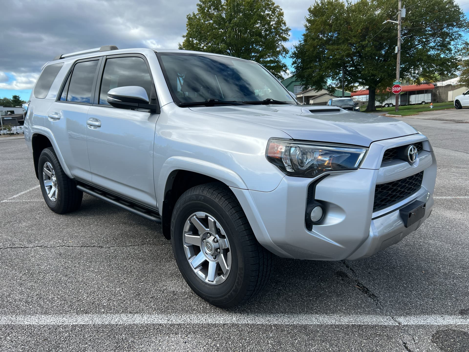 2014 Toyota 4Runner Trail — photo 1 of 14