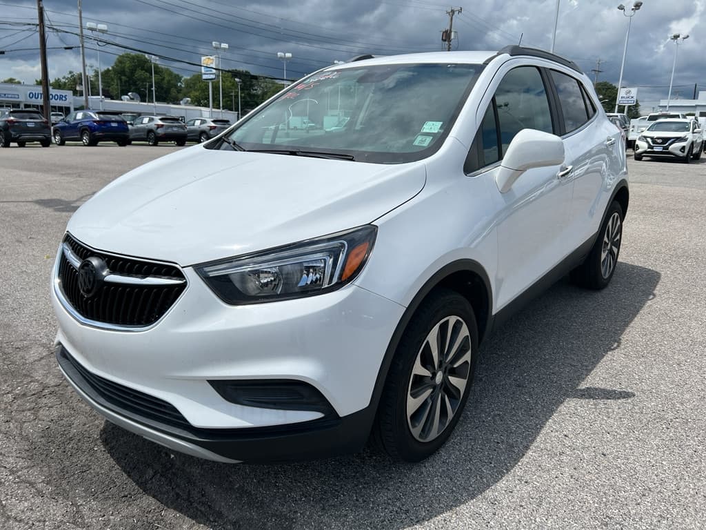2022 Buick Encore Preferred — photo 1 of 13