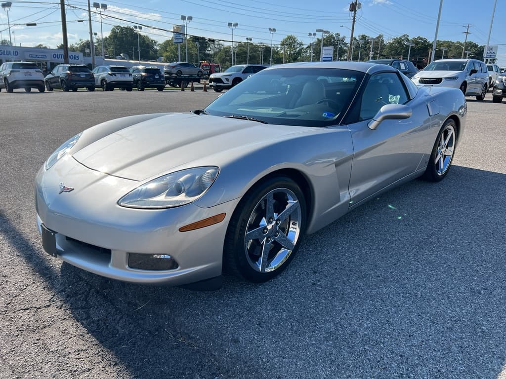 2008 Chevrolet Corvette Base — photo 1 of 11