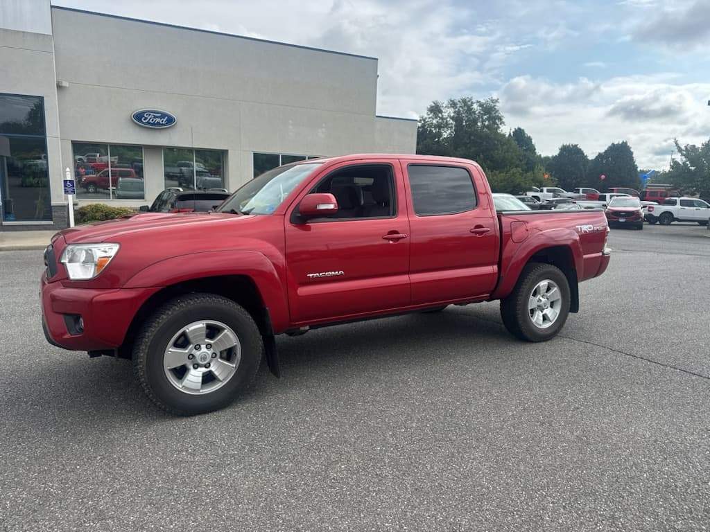 2015 Toyota Tacoma Base — photo 1 of 4