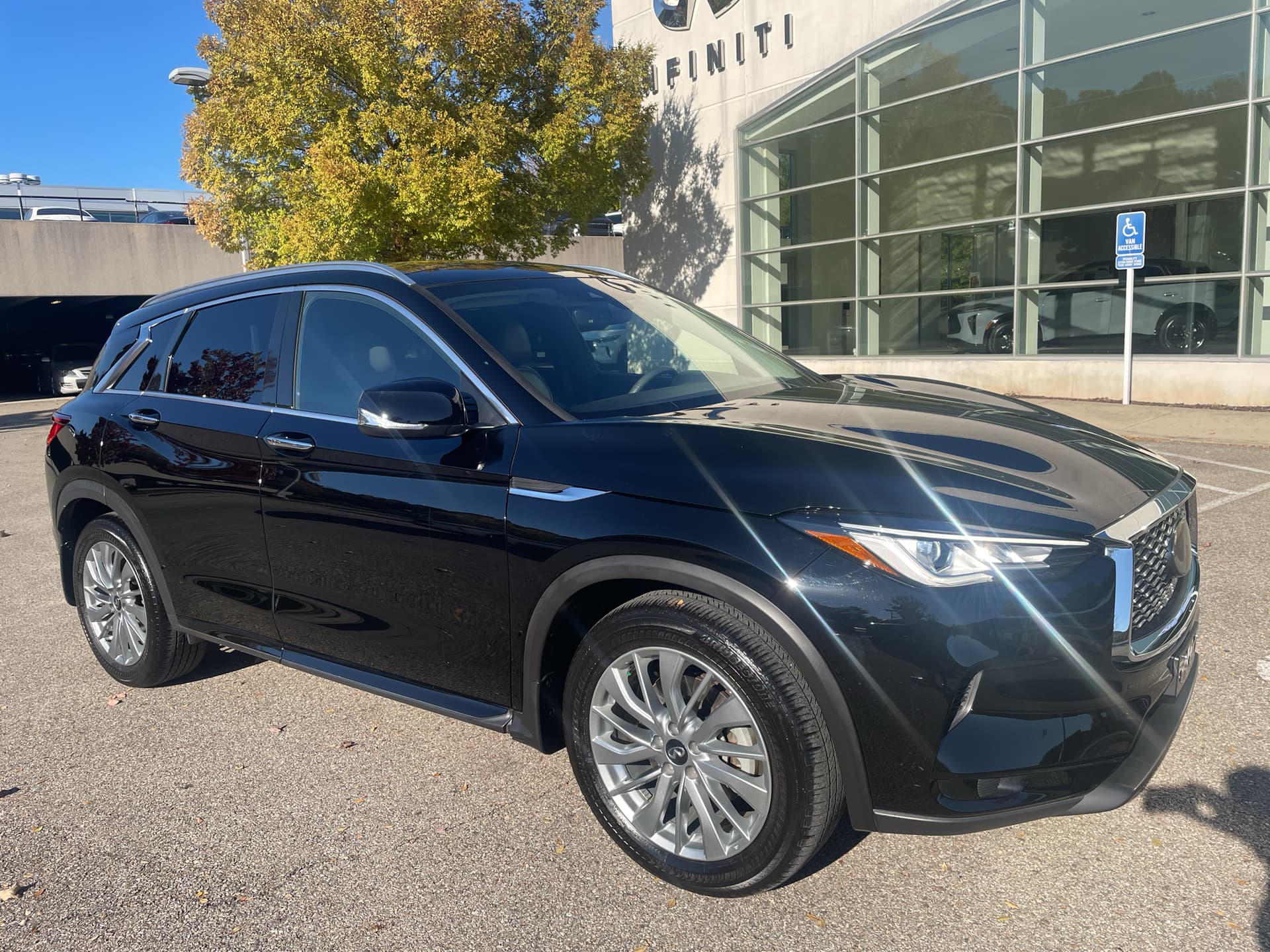 2024 INFINITI QX50 LUXE — photo 1 of 20