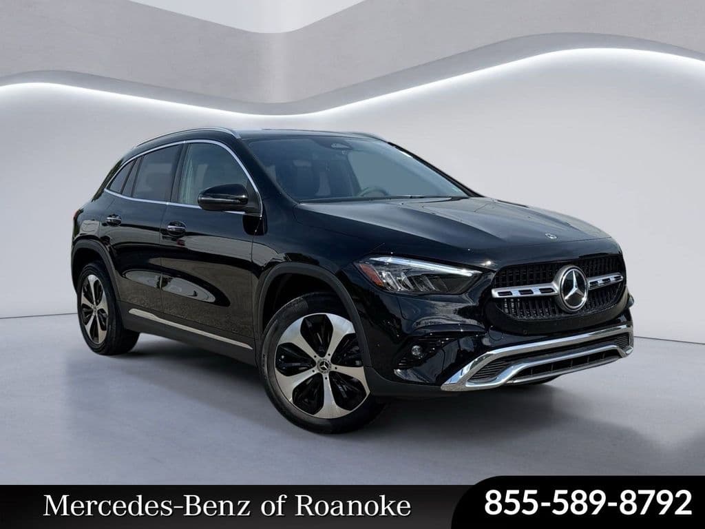 2026 Mercedes-Benz GLA Base — photo 1 of 32
