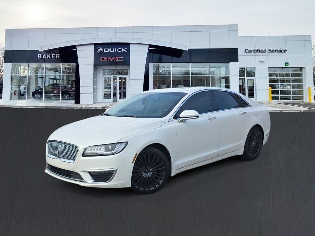 2018 Lincoln MKZ Reserve — photo 1 of 37