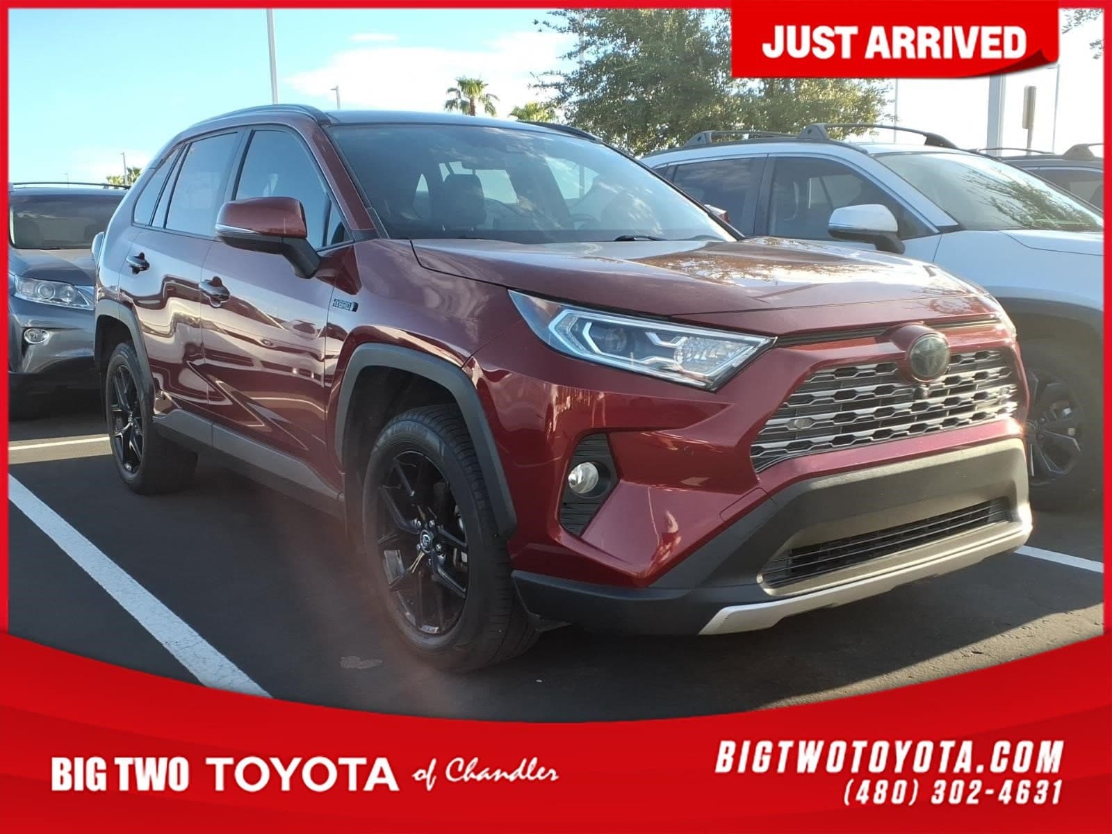 2019 Toyota RAV4 Hybrid Limited — photo 1 of 4