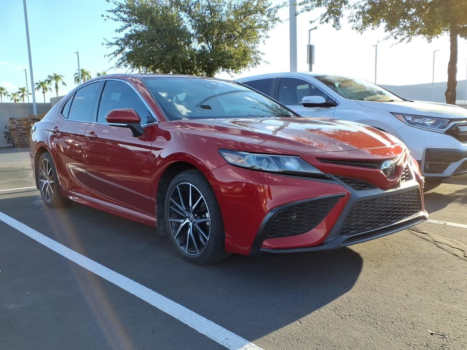2024 Toyota Camry 4 DOOR FWD SEDAN — photo 1 of 4