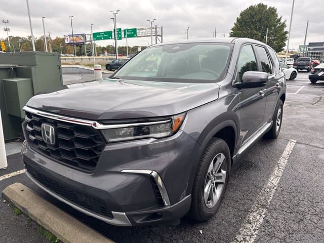 2024 Honda Pilot EX-L 7 Passenger — photo 1 of 9