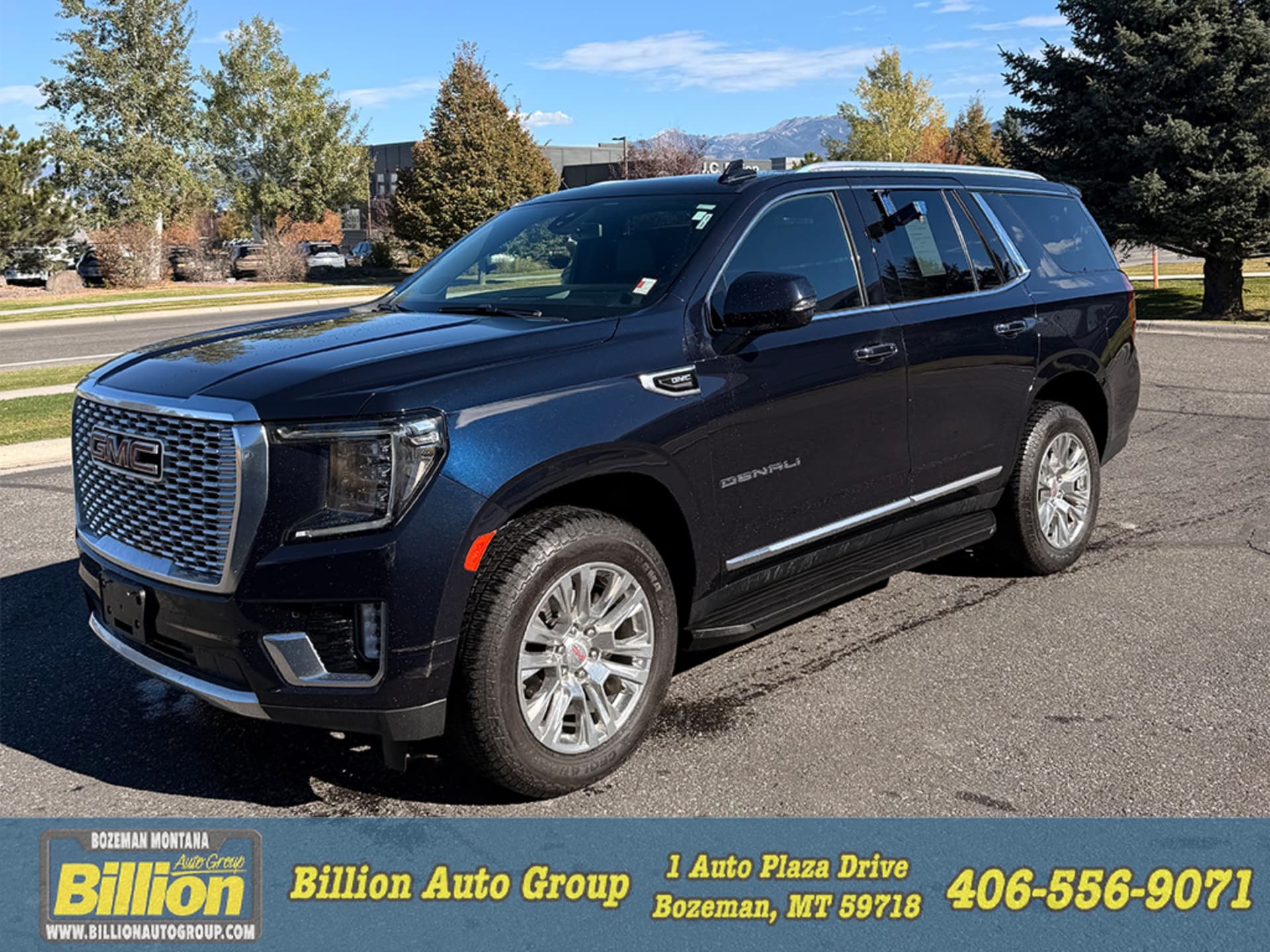 2022 GMC Yukon Denali — photo 1 of 2