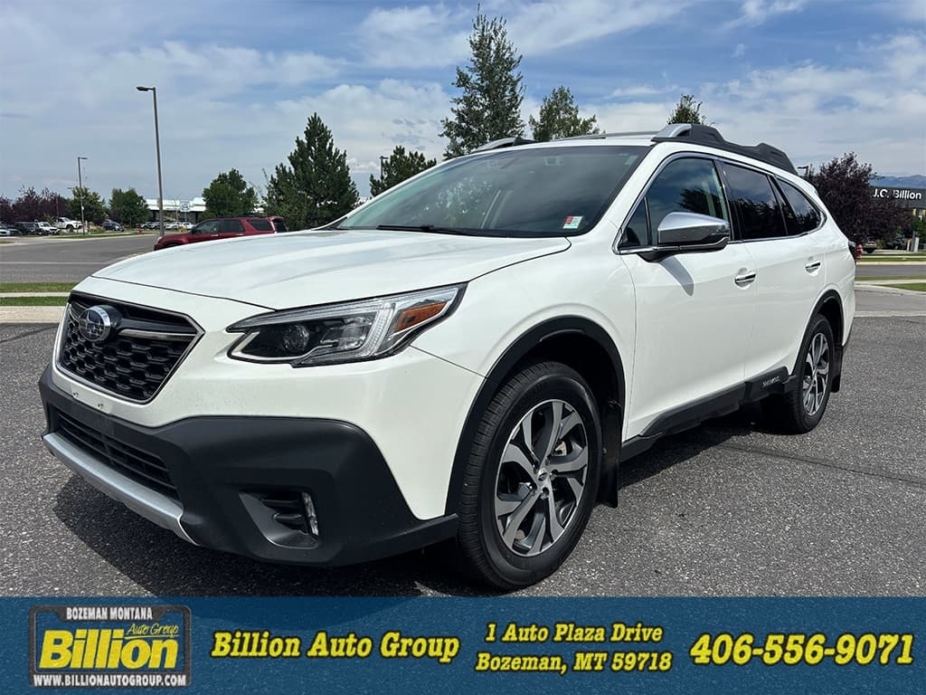 2022 Subaru Outback Touring XT — photo 1 of 2