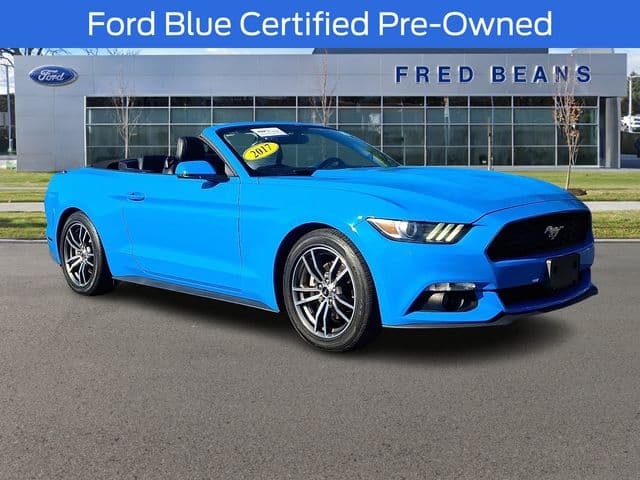 2017 Ford Mustang EcoBoost Premium — photo 1 of 33