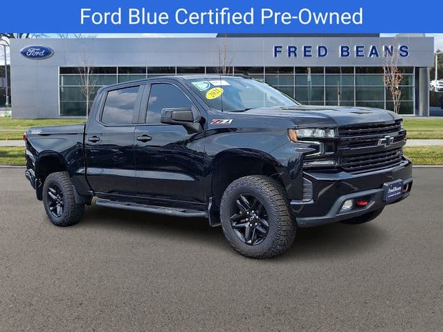 2021 Chevrolet Silverado 1500 LT Trail Boss — photo 1 of 44
