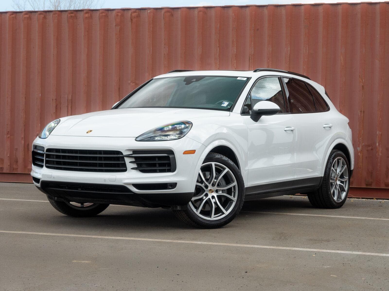 2019 Porsche Cayenne S — photo 1 of 36