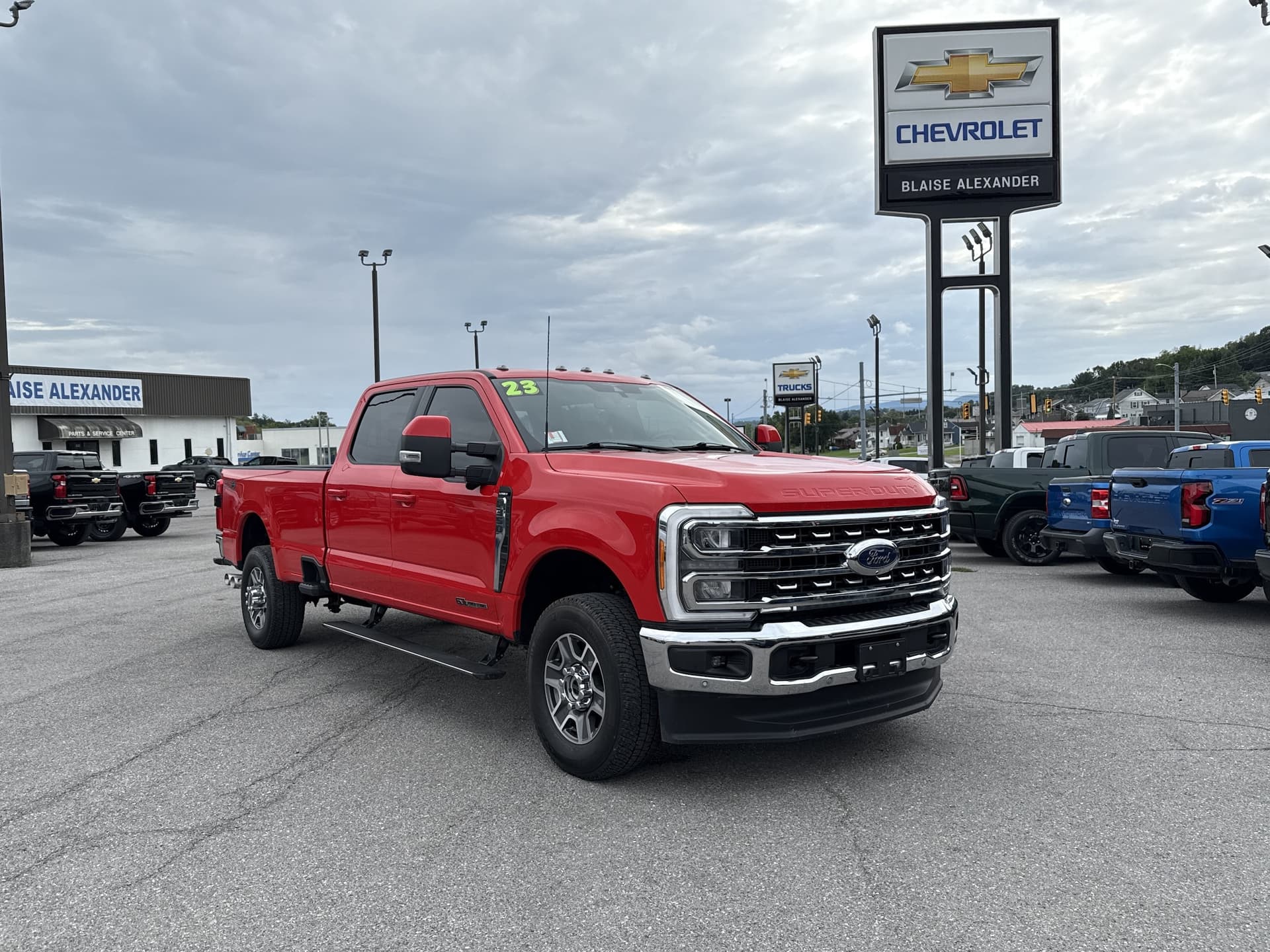2023 Ford Super Duty F-350 SRW XL — photo 1 of 34