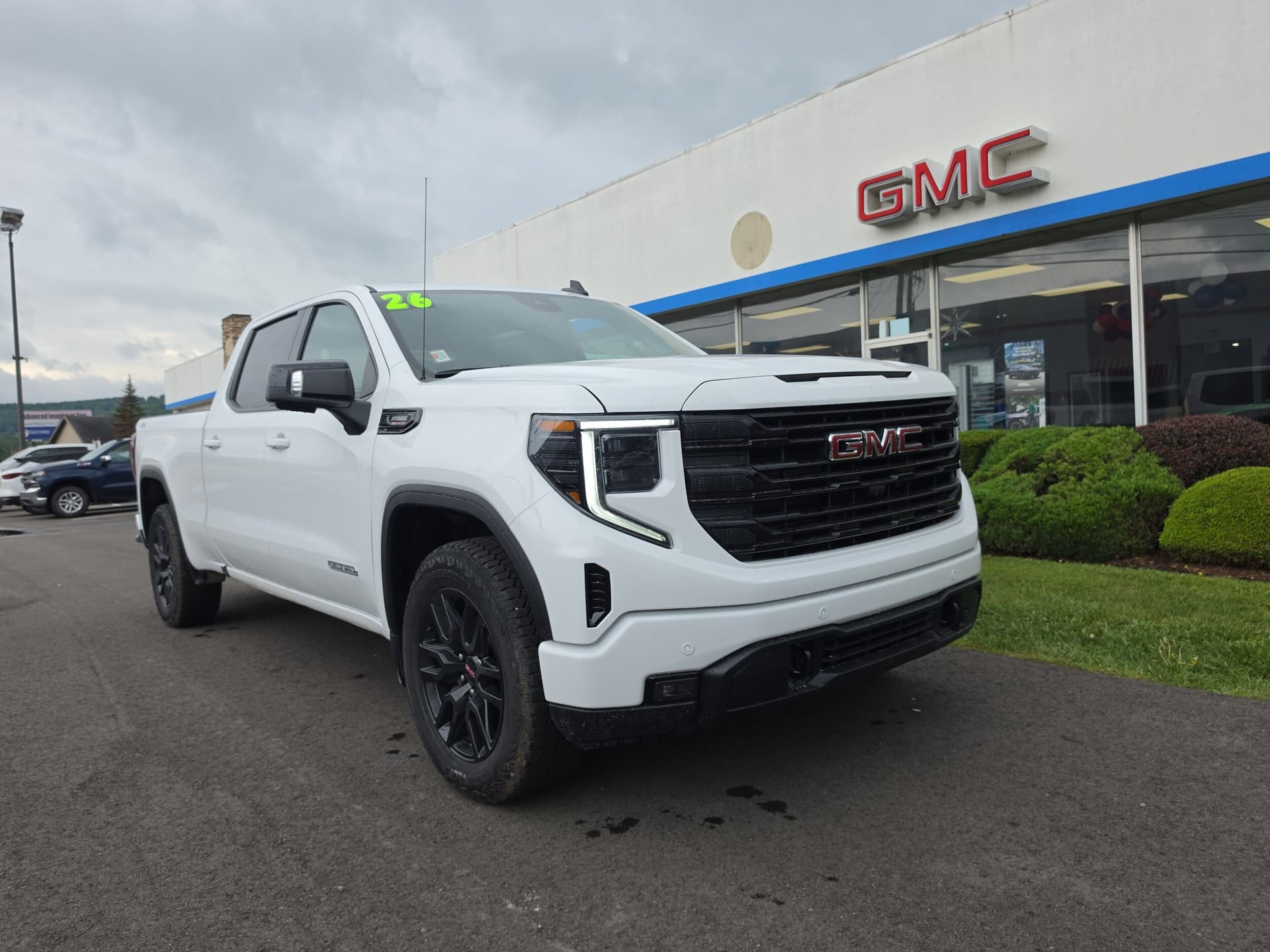 2026 GMC Sierra 1500 Elevation — photo 1 of 35