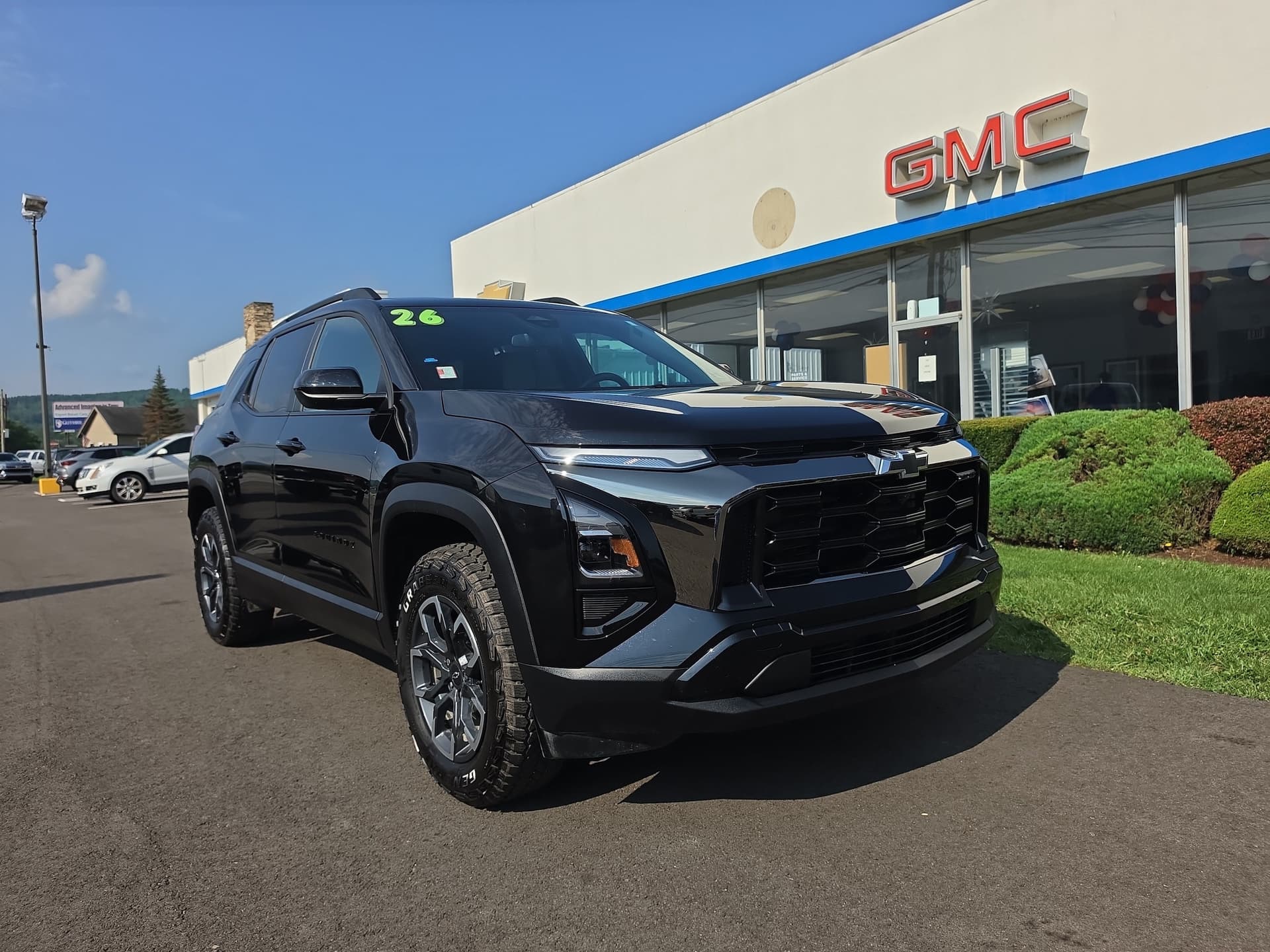 2026 Chevrolet Equinox AWD ACTIV — photo 1 of 32