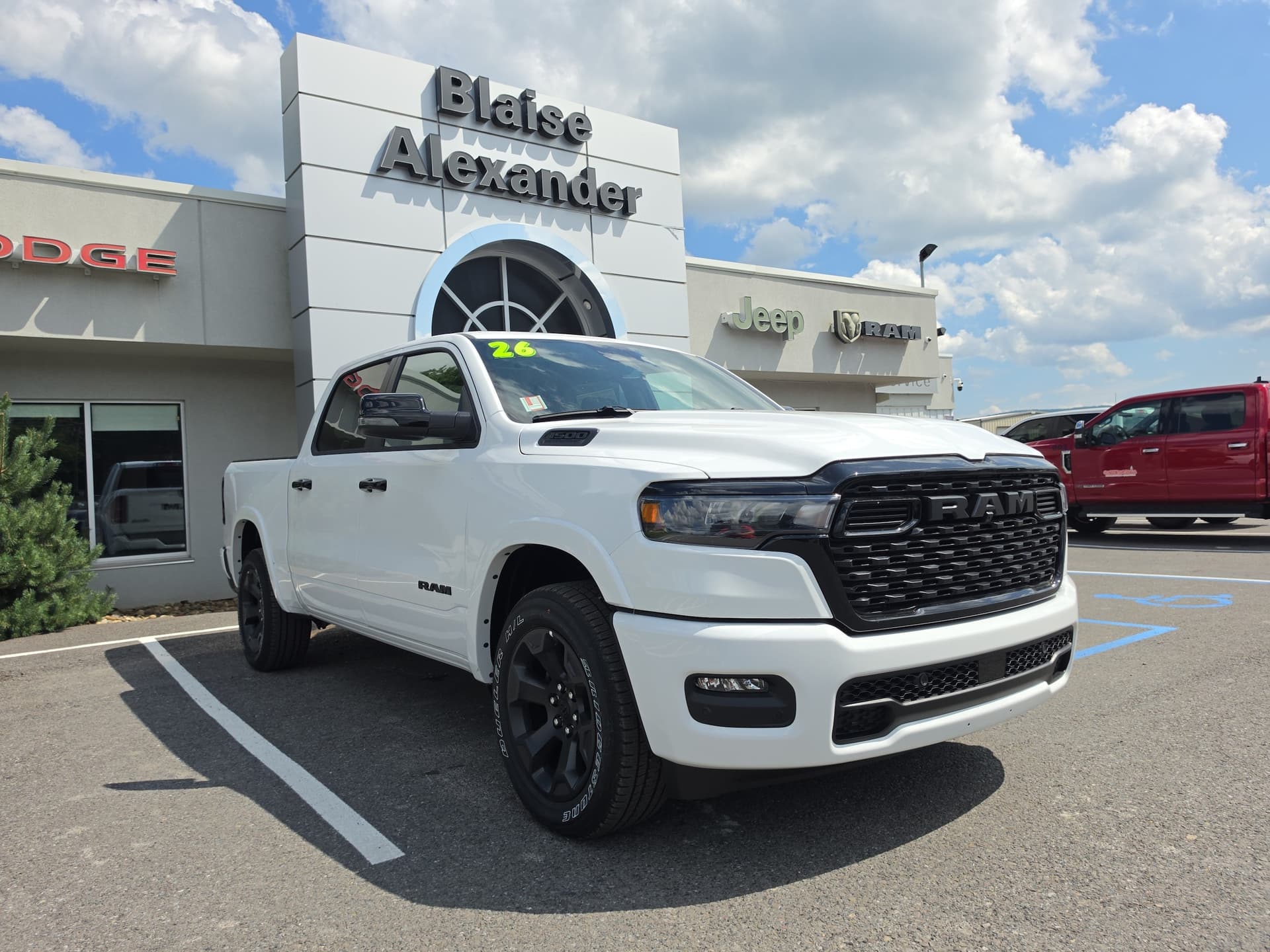 2026 RAM 1500 BIG HORN CREW CAB 4X4 5'7 BOX — photo 1 of 45