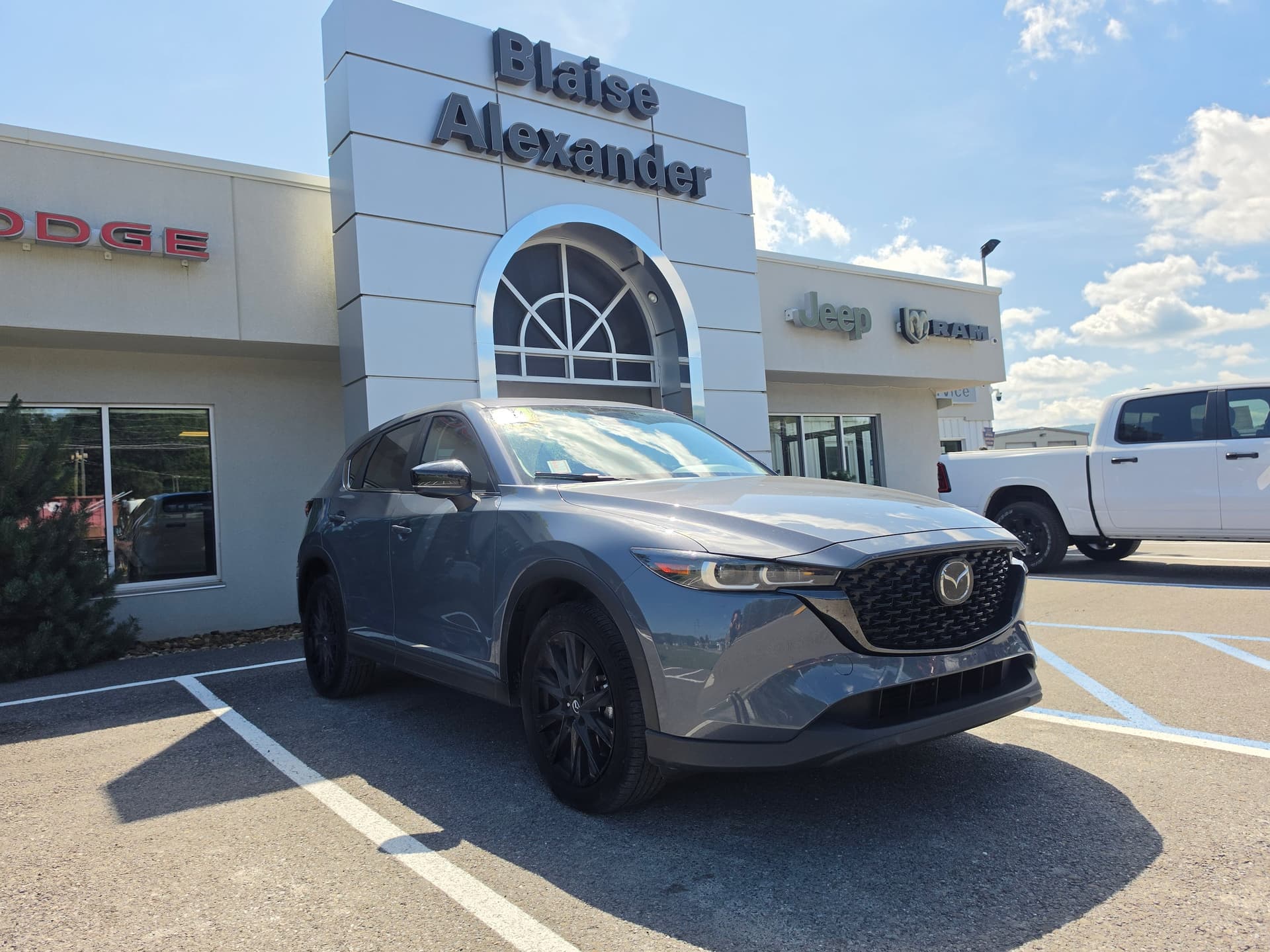 2024 Mazda CX-5 2.5 S Carbon Edition — photo 1 of 36