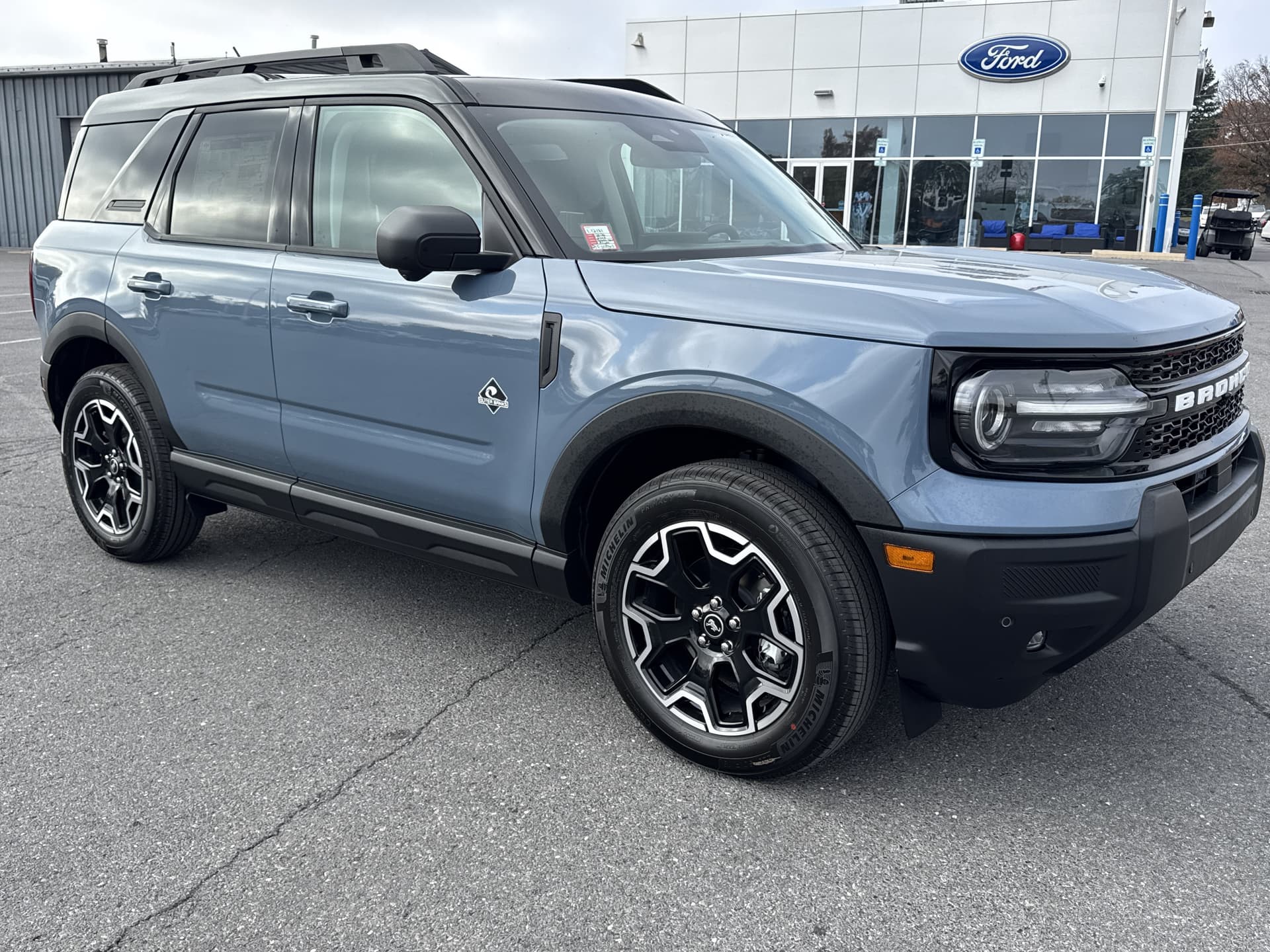 2026 Ford Bronco Sport Outer Banks — photo 1 of 35
