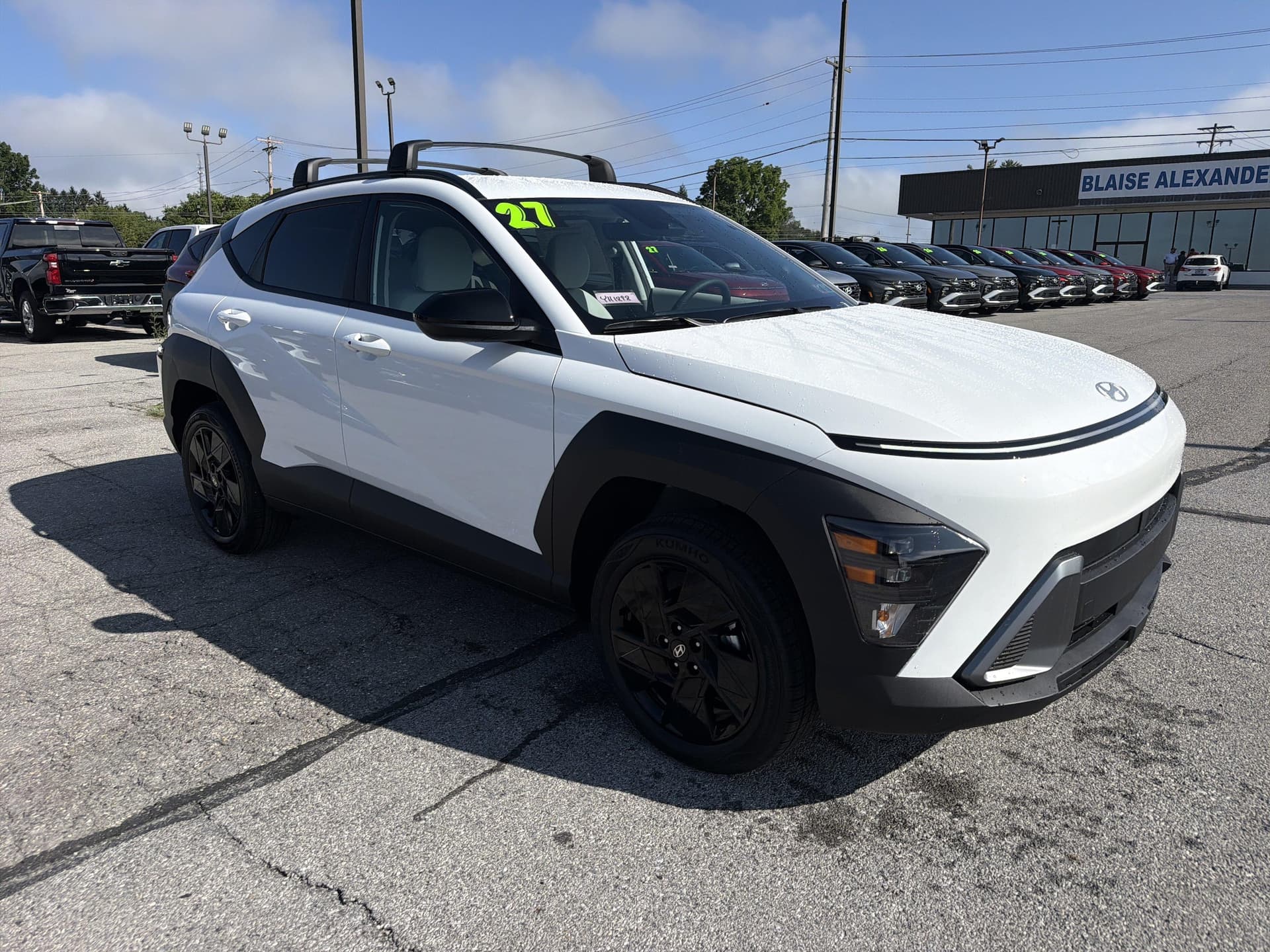 2027 Hyundai Kona SEL Sport — photo 1 of 20