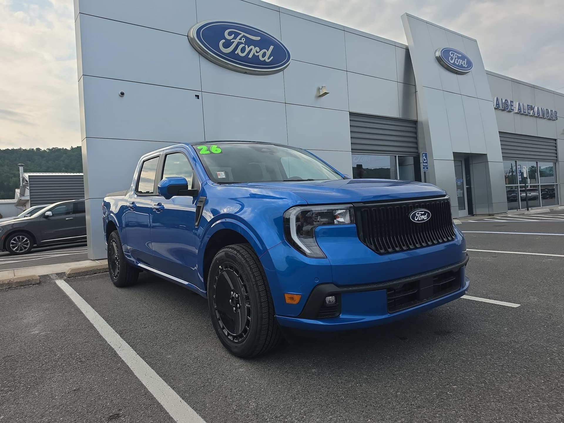 2026 Ford Maverick Lobo High — photo 1 of 41
