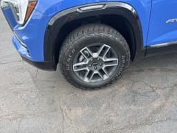 Extra Photo
