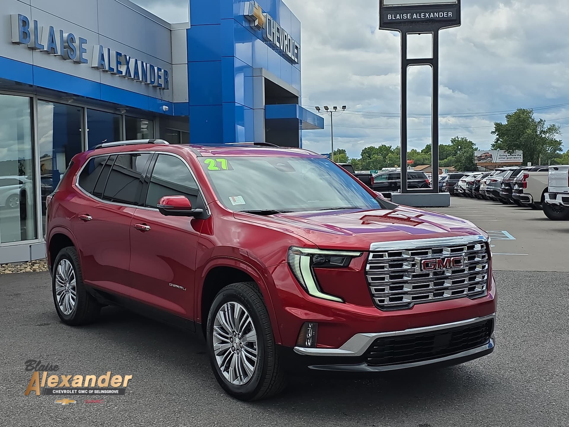 2027 GMC Acadia AWD Denali — photo 1 of 30