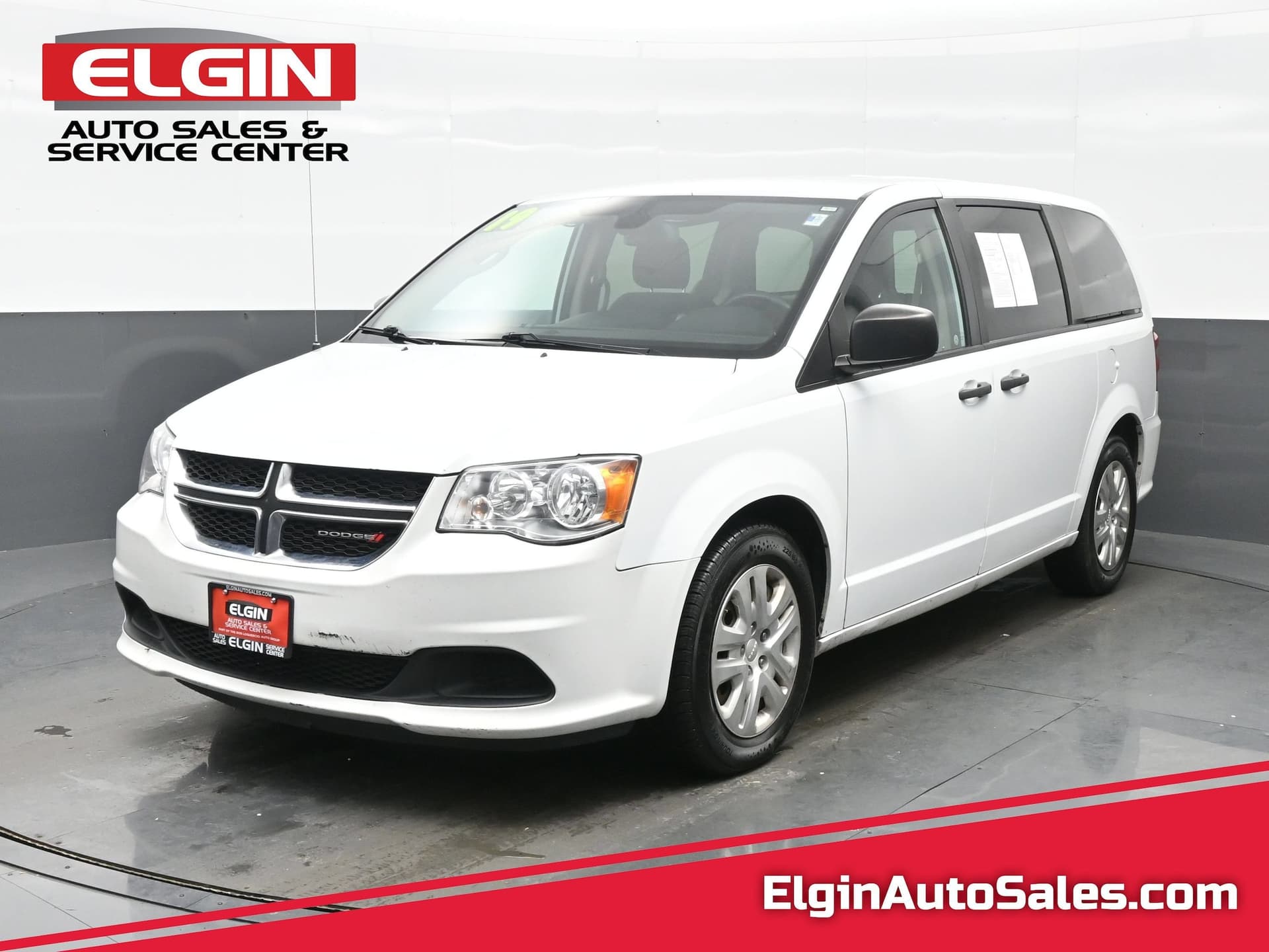 2019 Dodge Grand Caravan SE — photo 1 of 37