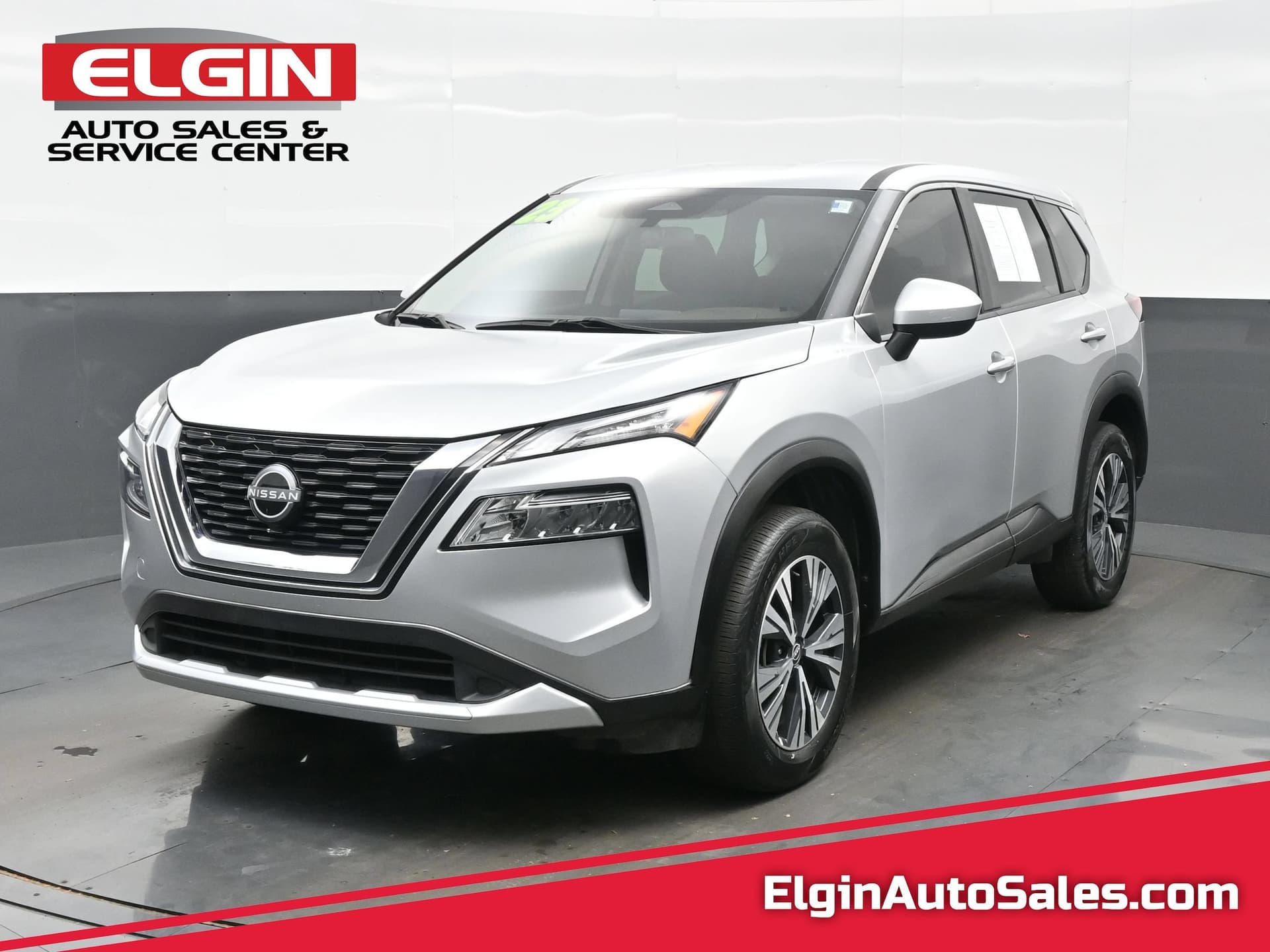 2023 Nissan Rogue SV — photo 1 of 41
