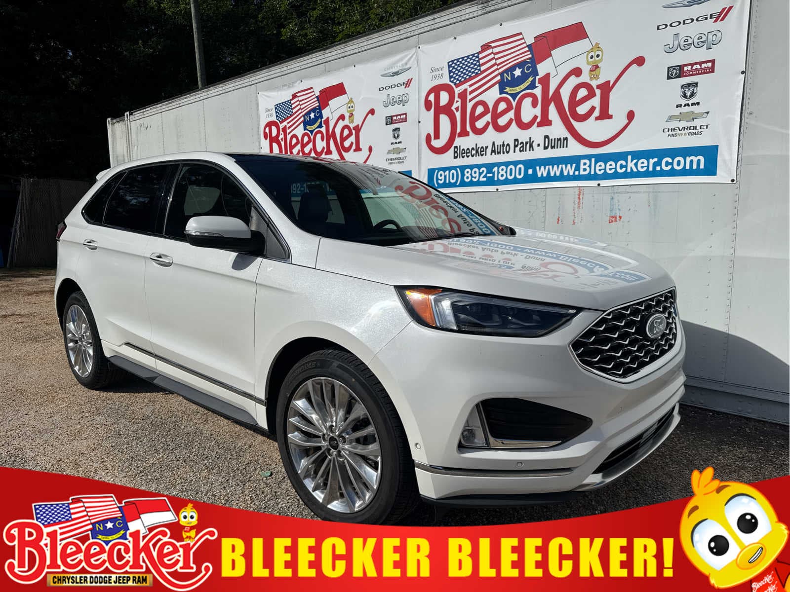 2020 Ford Edge Titanium — photo 1 of 38