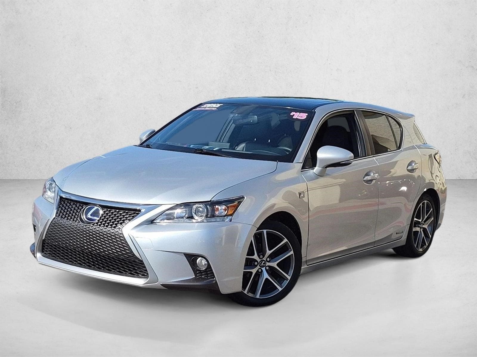 2015 Lexus CT 200h Base — photo 1 of 24