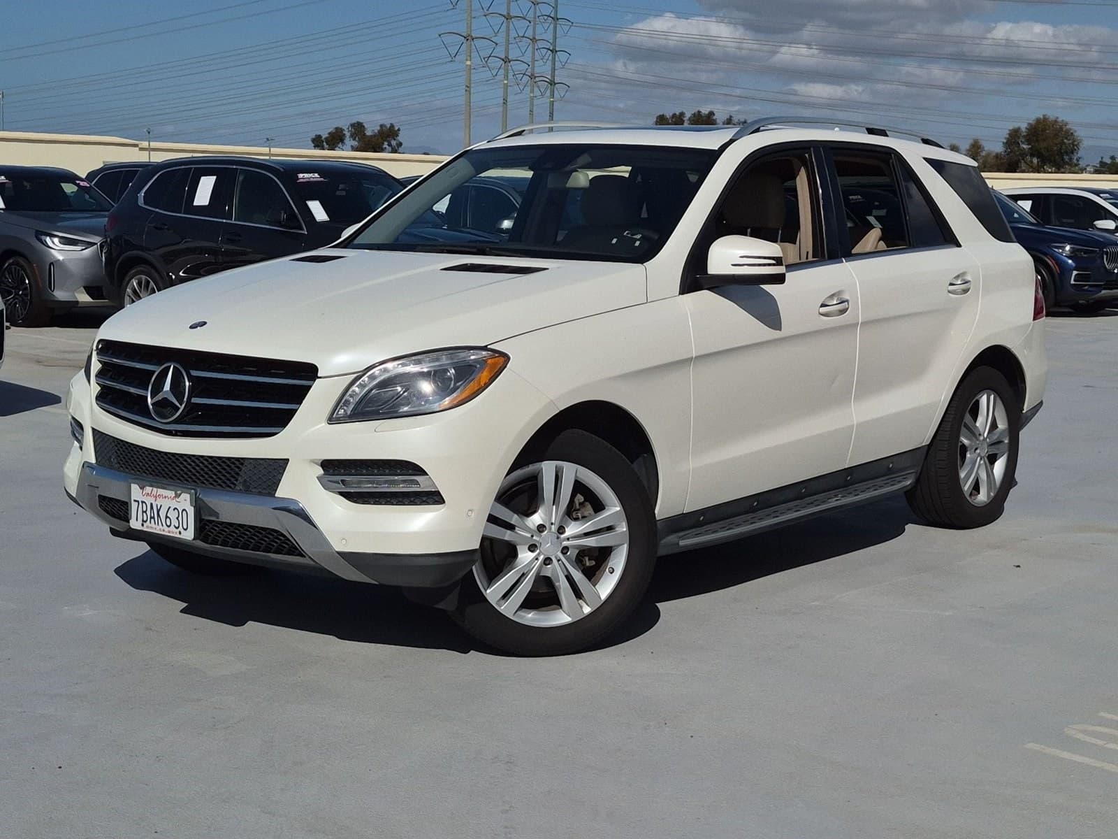 2013 Mercedes-Benz M-Class Base — photo 1 of 15