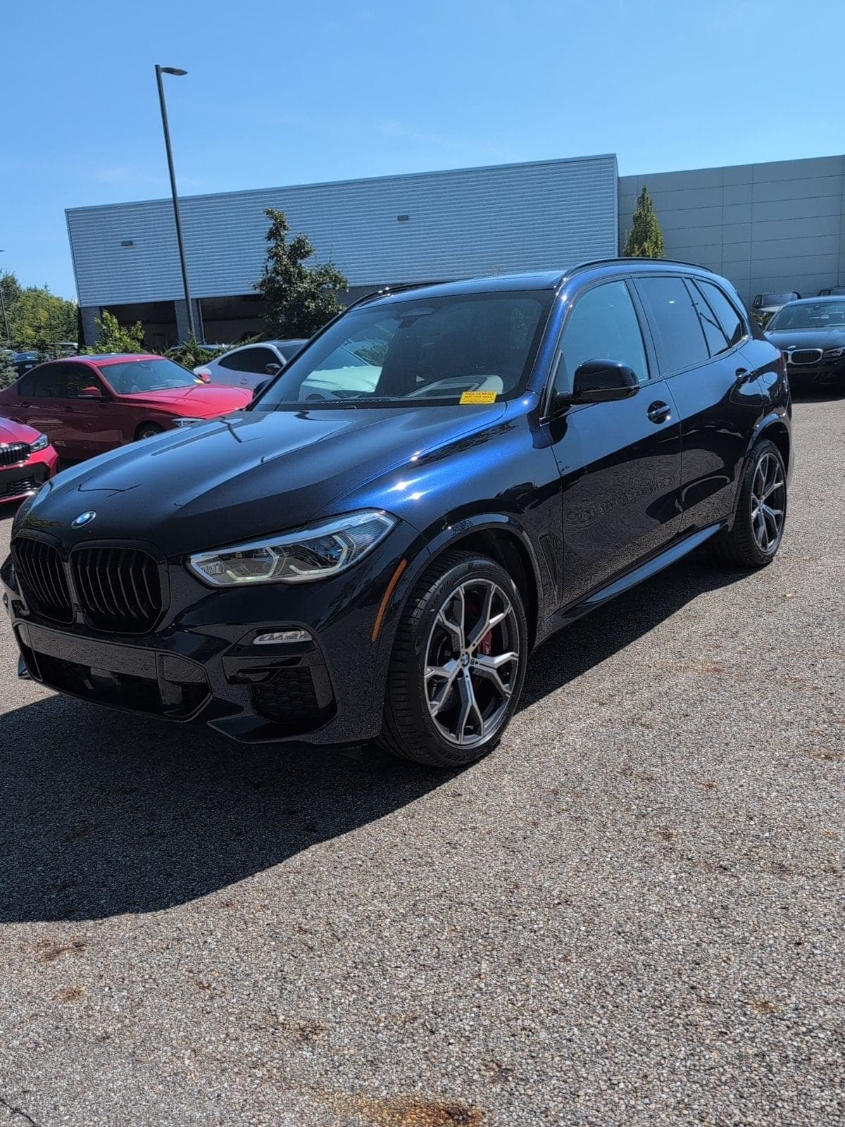 2021 BMW X5 M50i — photo 1 of 11
