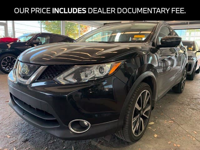 2017 Nissan Rogue Sport SL — photo 1 of 8