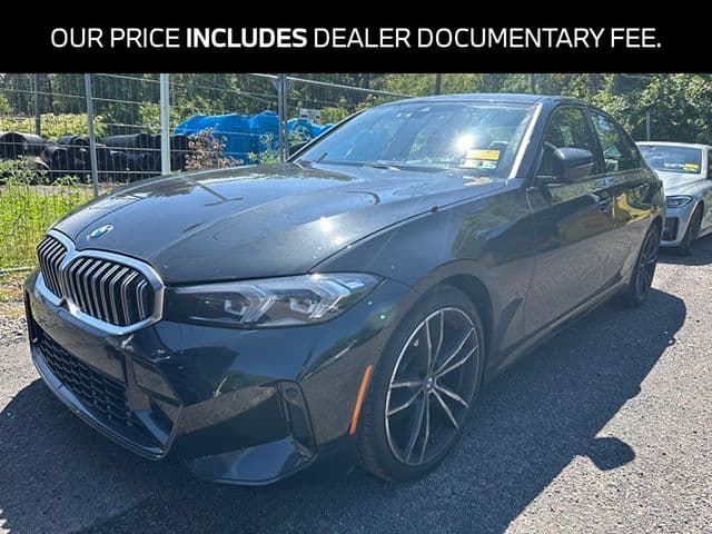 2023 BMW 330i xDrive — photo 1 of 8