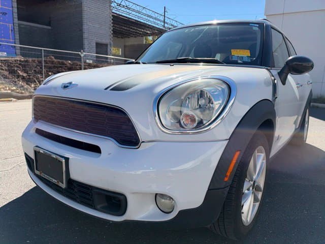 2012 Mini Cooper Countryman Base — photo 1 of 9