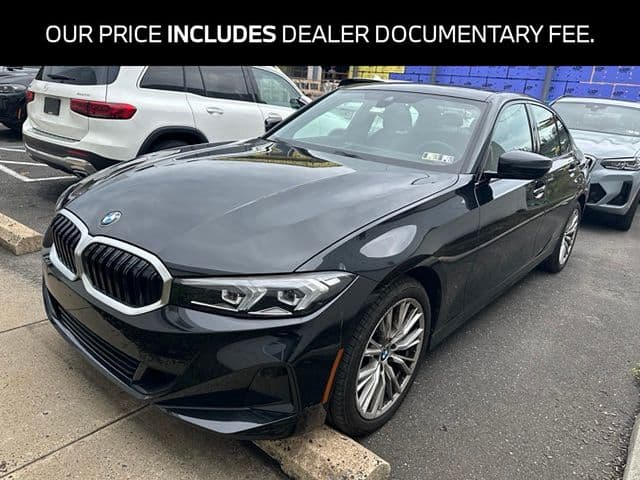 2023 BMW 3 Series 330i xDrive — photo 1 of 4