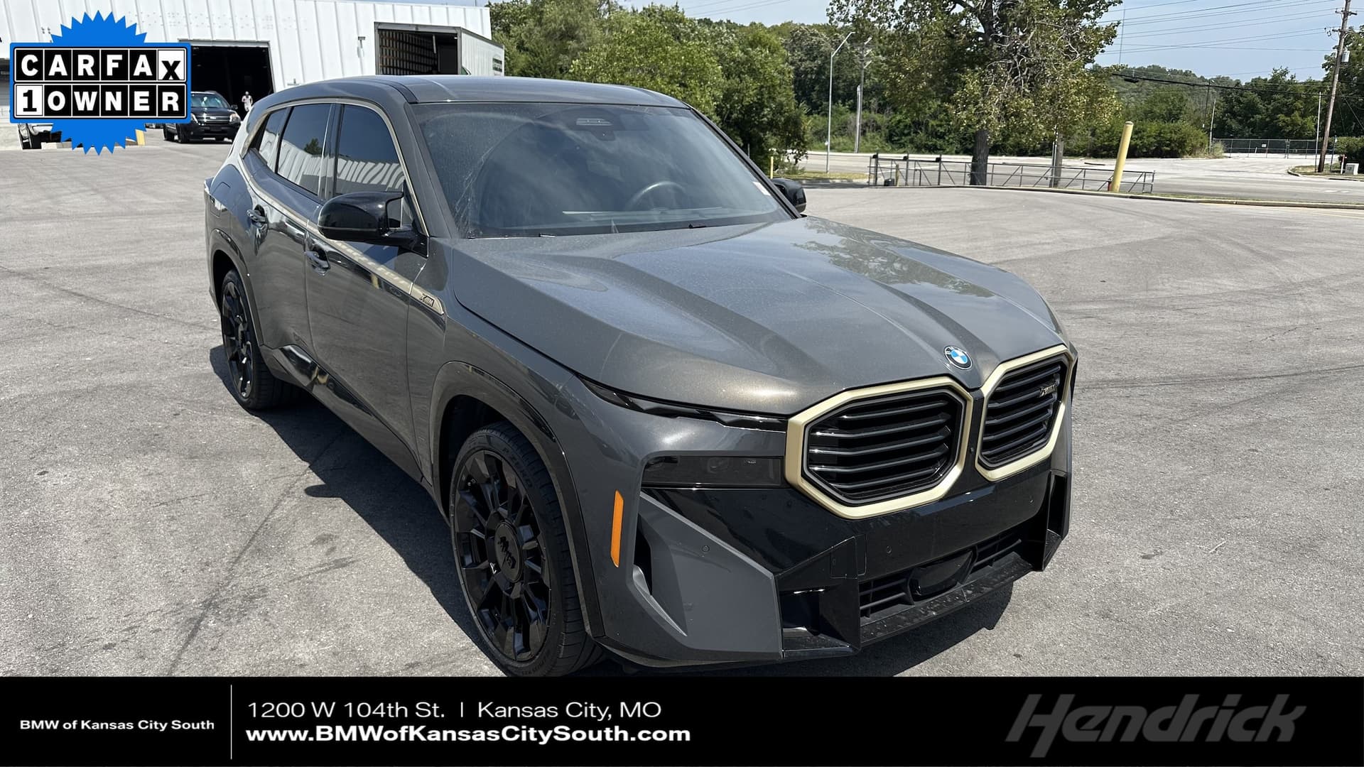 2025 BMW XM Base — photo 1 of 35