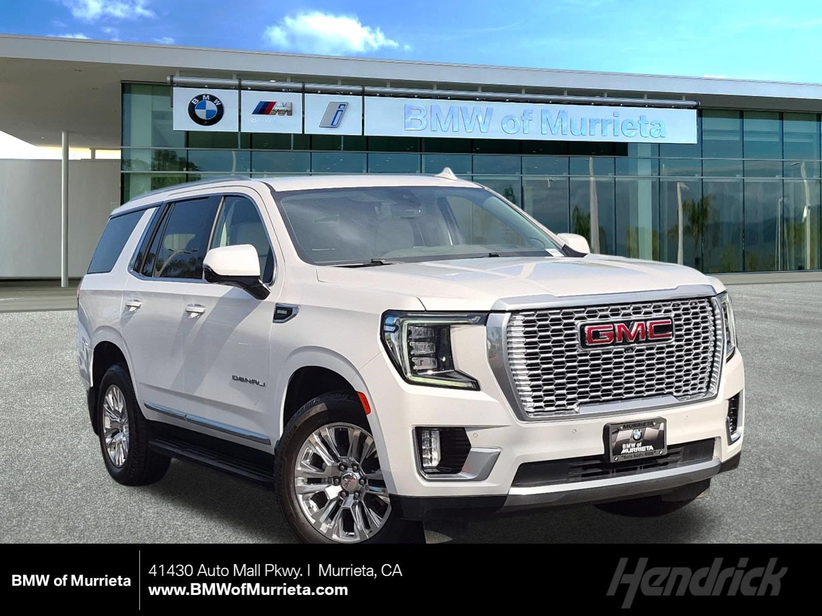 2022 GMC Yukon Denali — photo 1 of 35