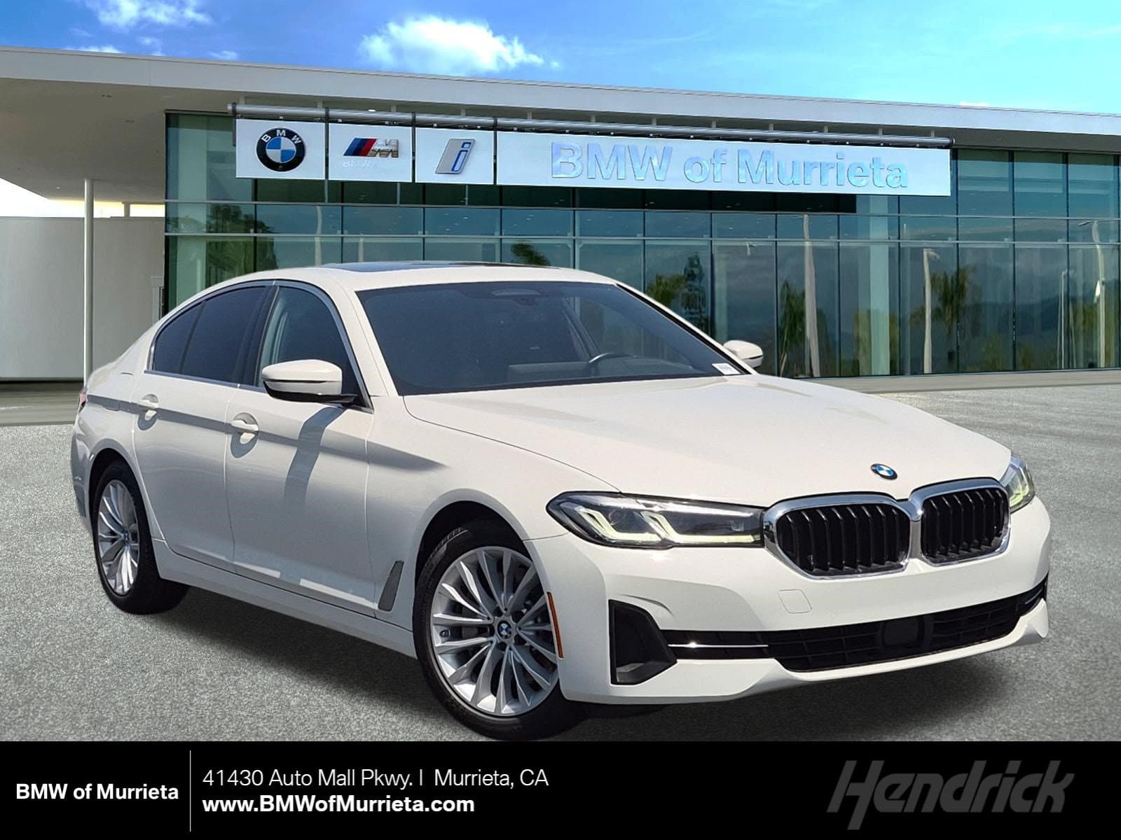 2022 BMW 5 Series 530i xDrive — photo 1 of 38