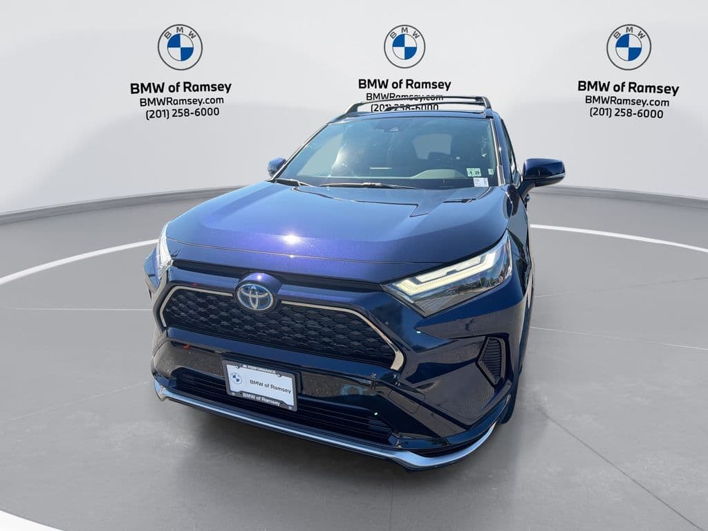 2024 Toyota RAV4 Prime SE — photo 1 of 29