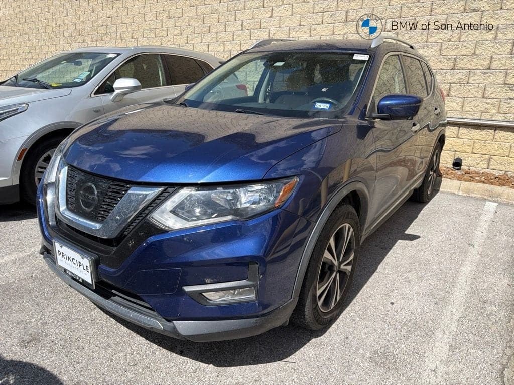 2017 Nissan Rogue SL — photo 1 of 5