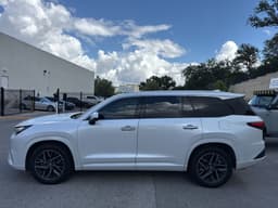 Extra Photo