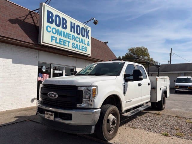 2018 Ford Super Duty F-350 DRW XL — photo 1 of 7