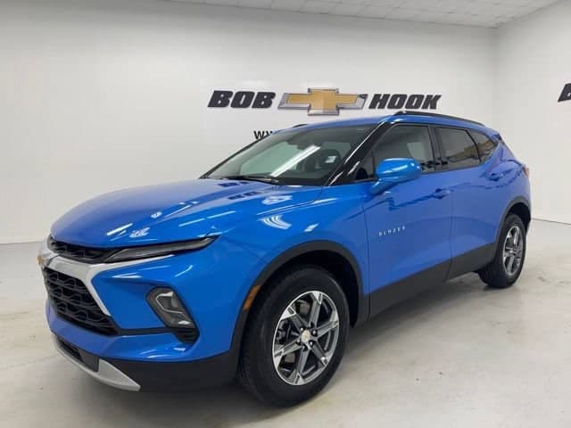 2024 Chevrolet Blazer 2LT — photo 1 of 38