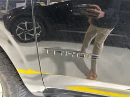 Extra Photo