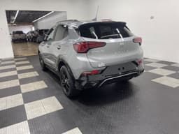 Extra Photo