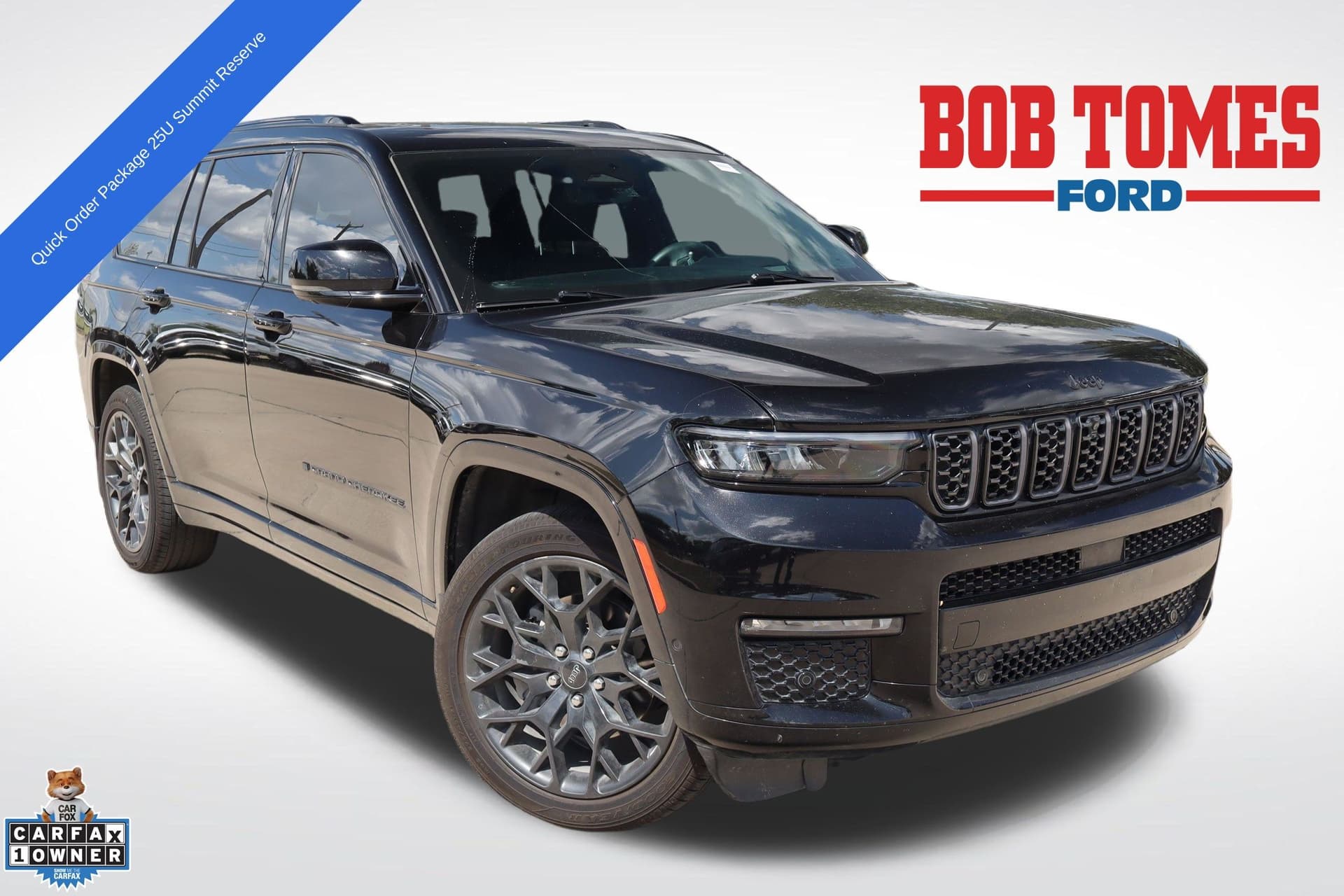 2023 Jeep Grand Cherokee Summit — photo 1 of 34