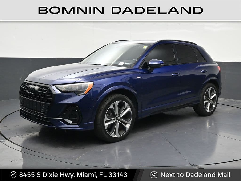 2021 Audi Q3 Premium — photo 1 of 36